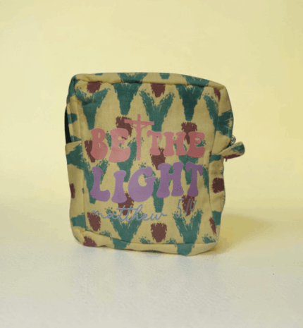 Small Hand Purse With The Bible Verse Be The Light